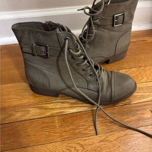 Stylish Women's Lace-Up Ankle Boots - Brown